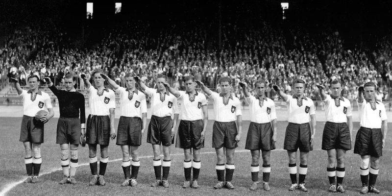 Họ ra mắt ở kỳ World Cup 1934