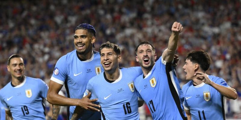 Uruguay mang đến đội hình kết hợp giữa kinh nghiệm và sức trẻ