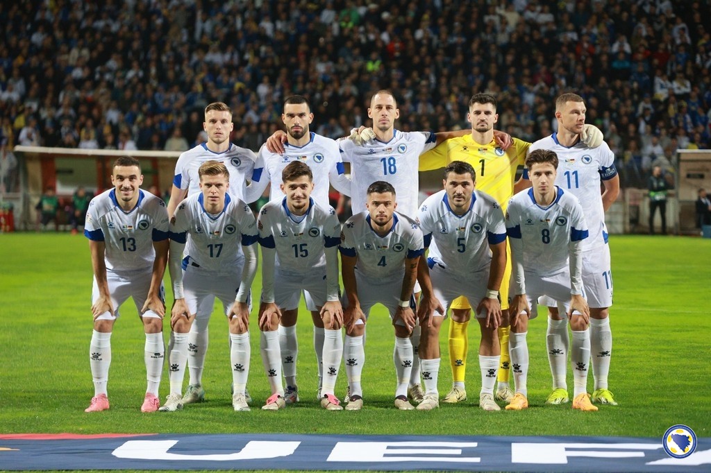 Bosnia khởi đầu ấn tượng, “Những chú Rồng” bay cao tại vòng loại World Cup 2026