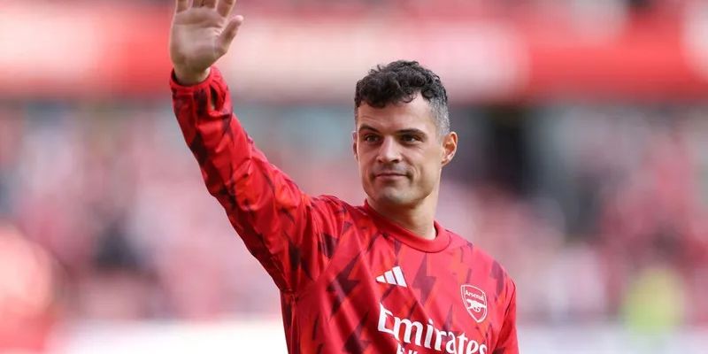 Đánh giá chi tiết về phong cách và vai trò của Xhaka