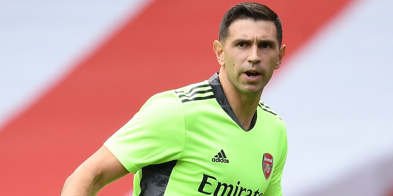 Emiliano Martínez - Thủ môn bản lĩnh được tôi luyện qua World Cup