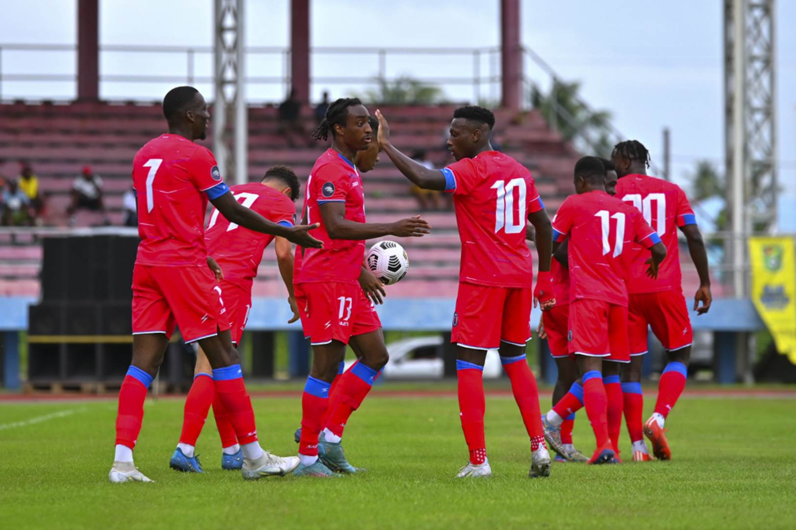 Haiti lập lỳ tích tham dự WC 2026