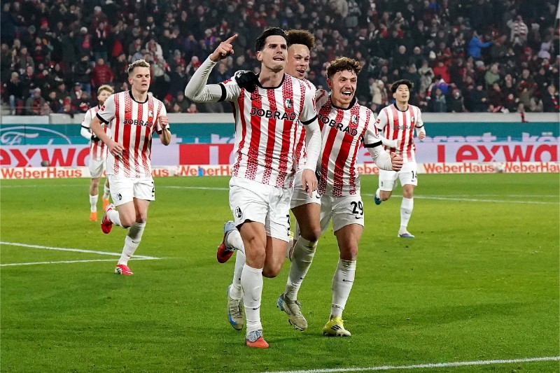 Soi Kèo Freiburg Vs Aston Villa 02h00 21/05 – Europa League